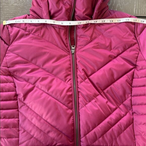 Lands' End PRIMALOFT Warm Burgundy Puffer Jacket Winter Coat Faux Fur Trim Sz M - Picture 9 of 16